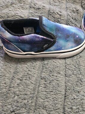 Vans toddler size 8 Galaxy print